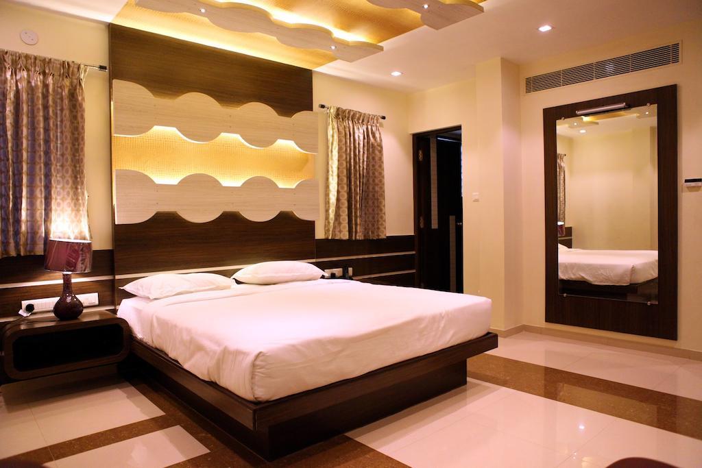 Sbs Grand Hotell Coimbatore Rum bild