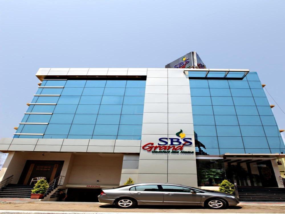 Sbs Grand Hotell Coimbatore Exteriör bild